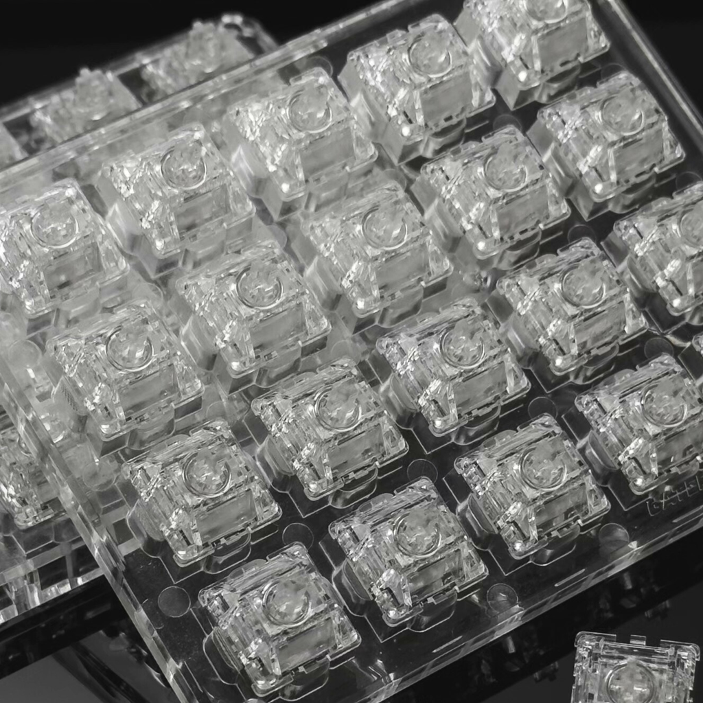 UR Ice Magnetic Extreme Switch - Keyboard Gaming Transparent avis et prix